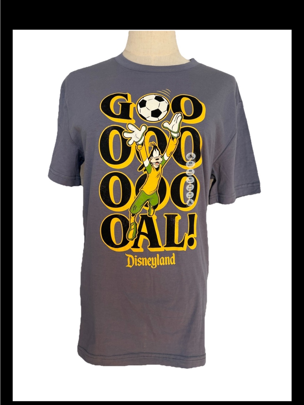 Disney Goofy Soccer GOAL! Adult Soccer Ball Graphic Grey T-Shirt XS